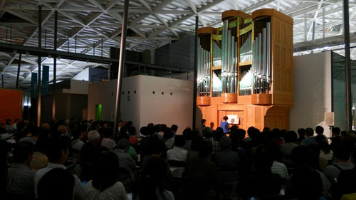 石巻市遊楽館でコンサートをしました