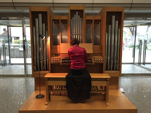 石巻市遊楽館でコンサートをしました