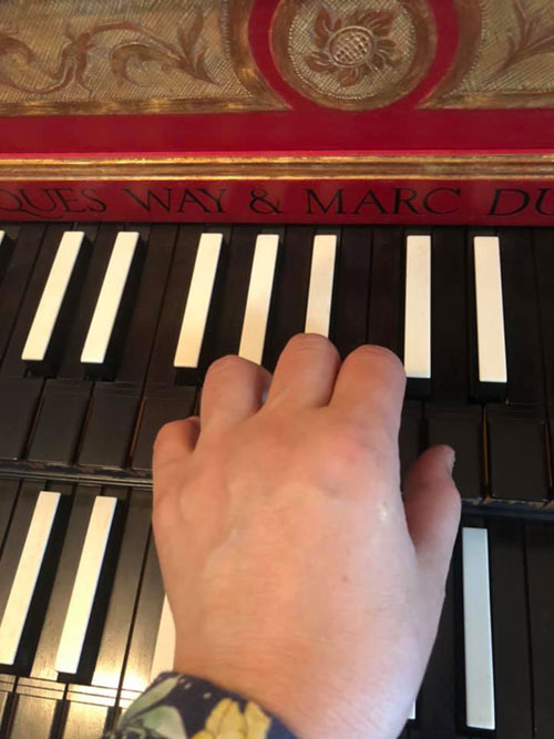 音楽研究会を発足